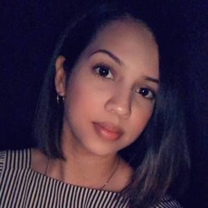 Meet your Posher, Daniela